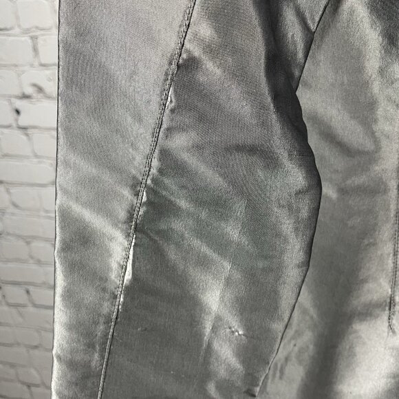 Lafayette 148 Grey Metallic 100% Silk Button Embellished Collar Shirt 8 *tear - Picture 5 of 11